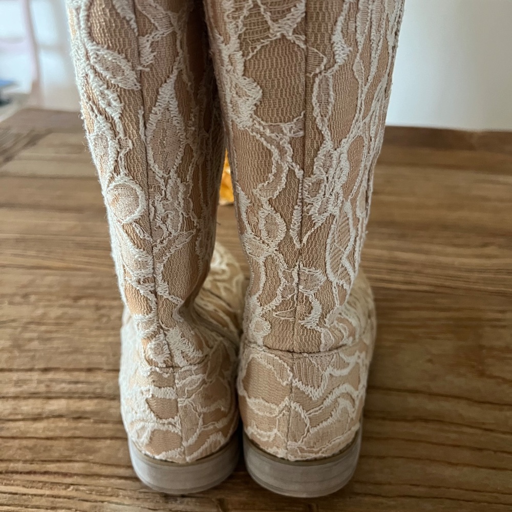 NWOT Joyfolie Lacey Boot in Rose, Wedding, Flower Girl Shoes Boots - Picture 7 of 13
